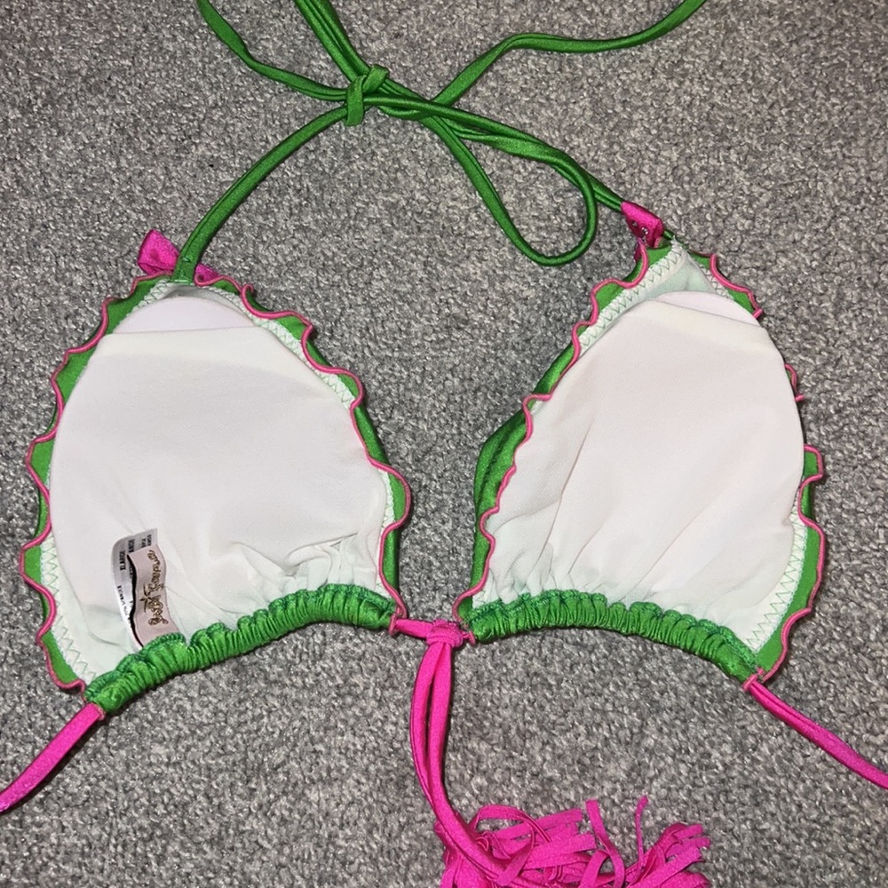 Luli Fama Besos Y Lazos bikini 💚💕🎀 - Picture 6 of 12